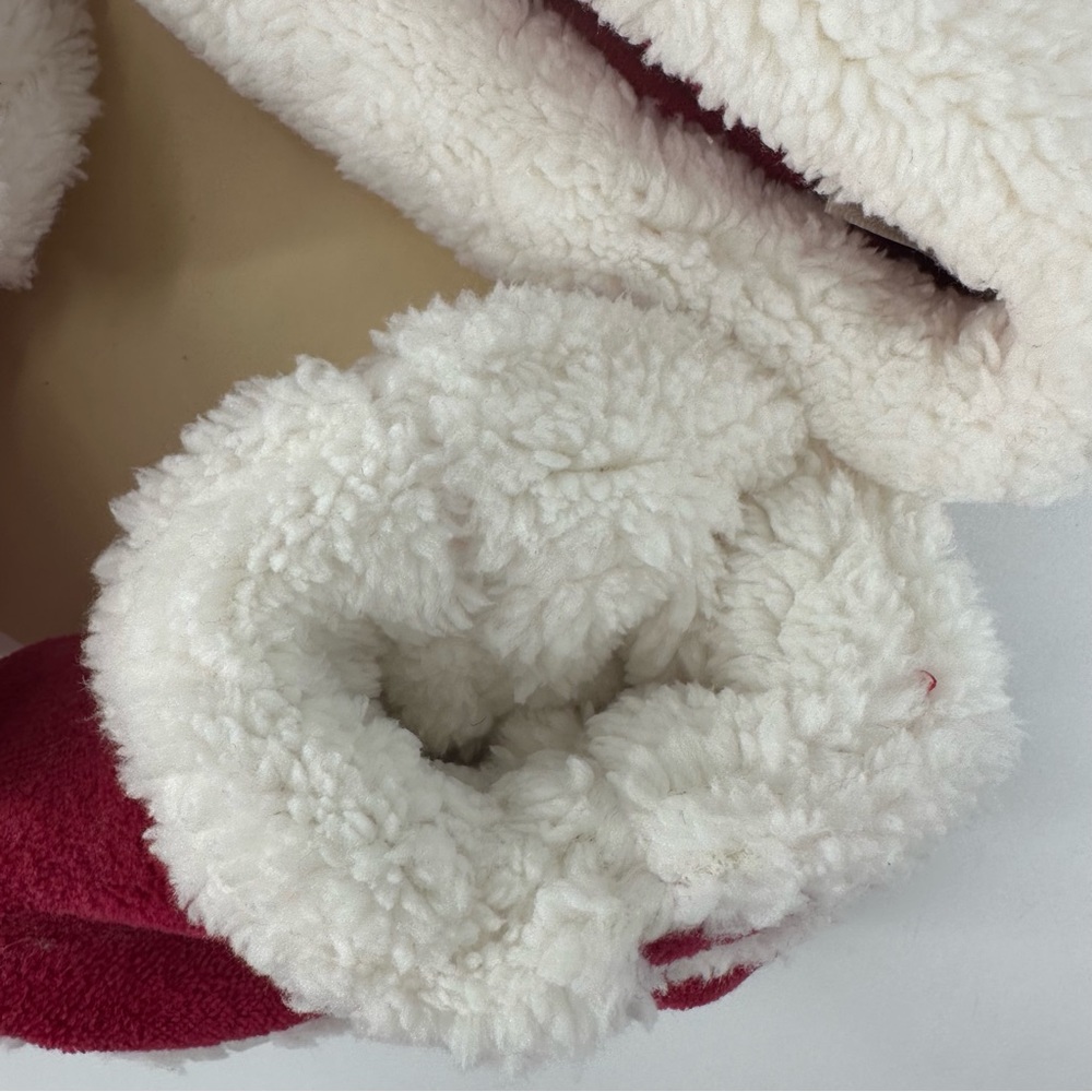 First Impressions Baby Red Holiday Hat and Booties Set Size 6-12 Months New - Picture 4 of 8